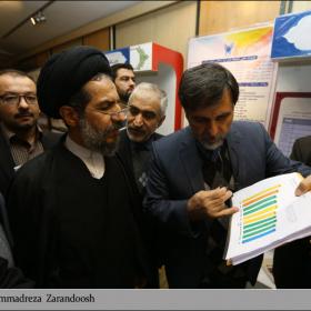 نمایشگاه دستاوردهای پژوهشی دانشگاه آزاد اسلامی در مجلس